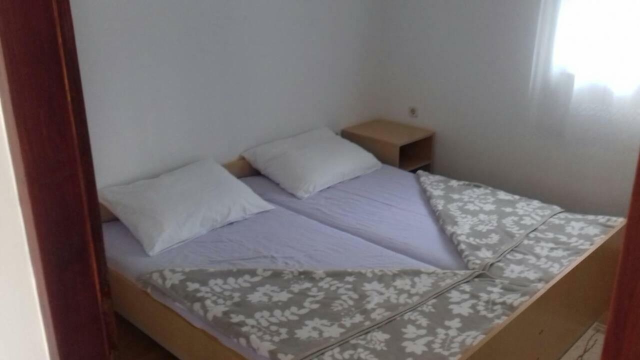 Apartmani Misak Врси Екстериор снимка