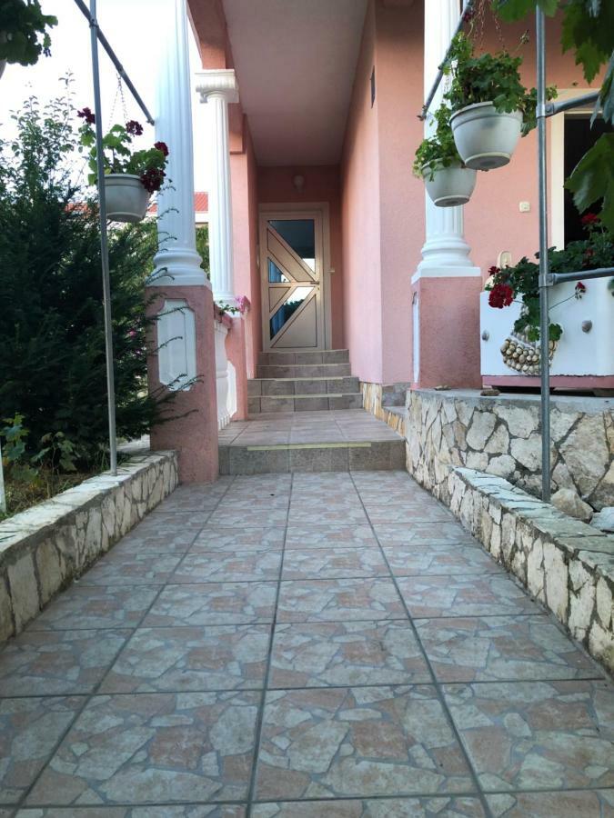 Apartmani Misak Врси Екстериор снимка